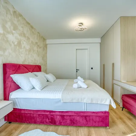 Vila Luxury With A Swimming Pool Zaton, Zadar - 23511