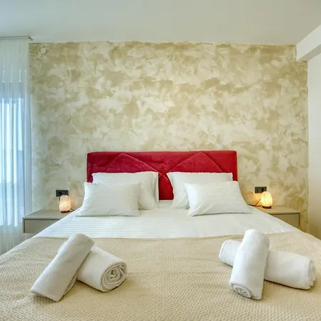 Vila Luxury With A Swimming Pool Zaton, Zadar - 23511