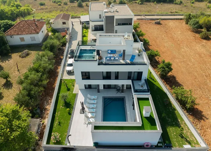 Luxury With A Swimming Pool Zaton, Zadar - 23511 扎顿